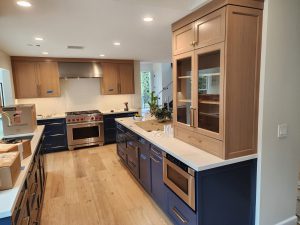 Rift White Oak Kitchen with Painted Base Cabinets